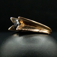 OR22 - Vintage- Bague en Or rose 14K & Saphir Synthétique - T53