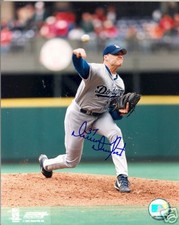 DARREN DREIFORT LOS ANGELES DODGERS SIGNED 8X10 PHOTO