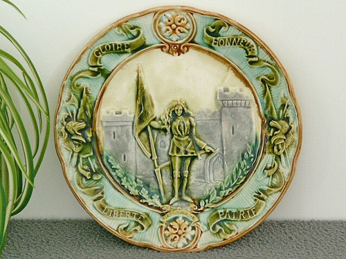 Ancienne assiette barbotine - en,