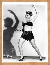 Photo vintage pin-up escrime d'Irving Klaw d'apres négatif original  Y116
