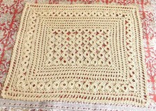 NAPPERON  FAIT MAIN CROCHET