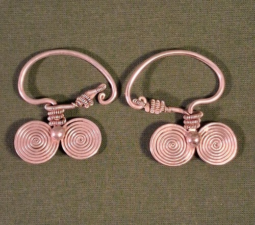 Anciennes boucles oreilles - boucles, d'oreilles