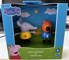 Peppa pig figurines - 🐷,