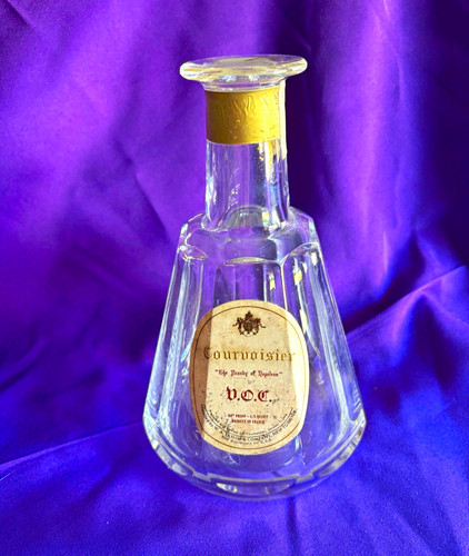 Courvoisier clear glass - v.o.c.,