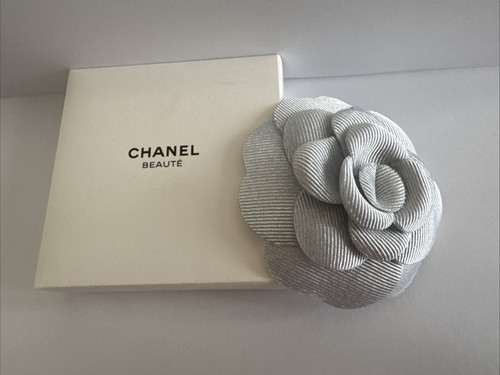 Chanel camelia fete des meres - camelia,