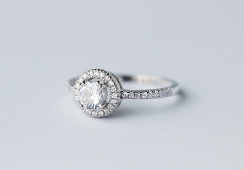 Pave round silver - pave, halo