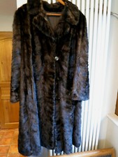 Fourrure ! Véritable manteau de vison ! rare !