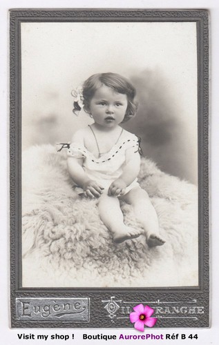 Enfant fillette bébé - fillette, une
