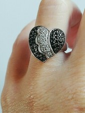 bague en argent 925 ancienne et oxyde de zirconium noir et blanc, forme de coeur