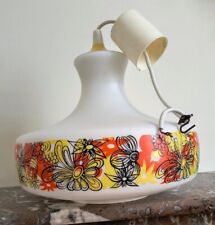 suspension vintage en opaline