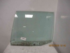 Glace porte arriere gauche