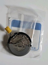 1 Mouvement Kinetic Seiko 5M82A Neuf.