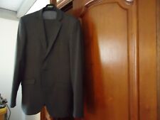COSTUME HOMME GRIS TAILLE 54 POUR 1 M 78  et 70 à 75 kg  environ