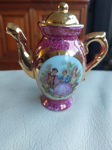 Théière miniature porcelaine - miniature,