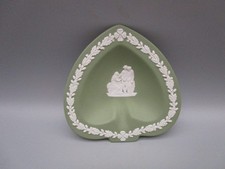 Coupelle Wedgwood verte en