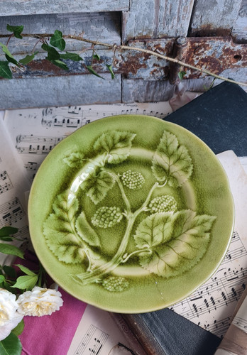 Ancienne assiette barbotine - ancienne,
