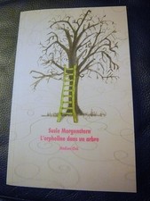 L'orpheline dans un arbre -