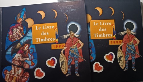 Livre des timbres - le,