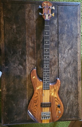 Bass ibanez musician 800 - bass,
