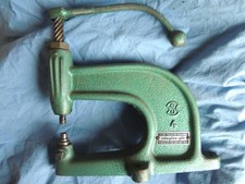 OUTIL ANCIEN PRESSE ROUGIER ET