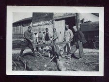 photo ancienne . scie . scieur