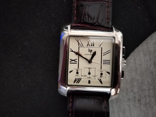 Montre modèle lip - lip, tank