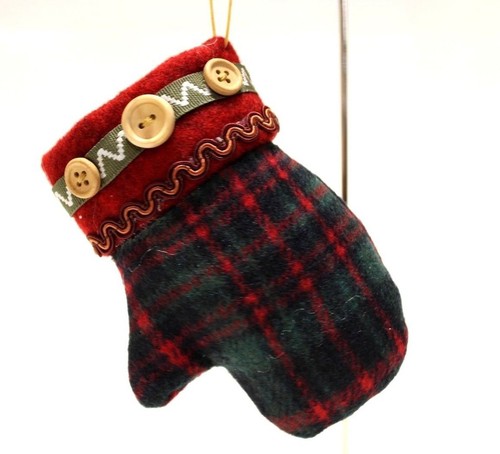 Plush plaid mitten - plush,