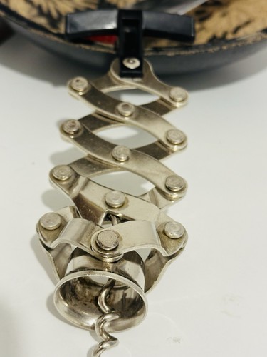 Tire bouchon zig - , zag