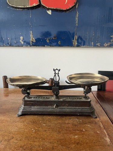 Ancienne balance type - balance,