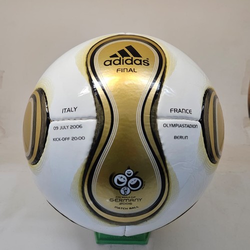 Adidas teamgeist fifa - teamgeist, world