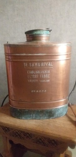 Ancien pulvérisateur - ancien,