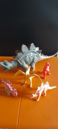 Lot dinosaures en - de, 5