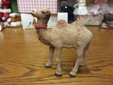 Ancien chameau floqué