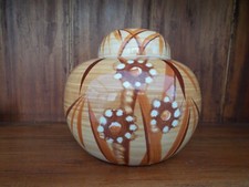 POTICHE AVEC COUVERCLE H 20 CM