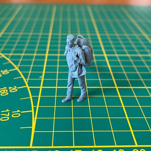 Figurine pompier secours - figurine(s),