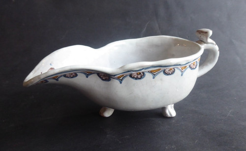 Saucière casque faïence - en,