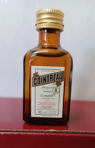 Bouteille alcool miniature - d'alcool,