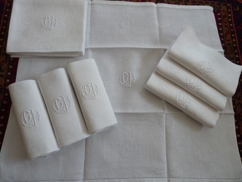 Serviettes anciennes de - 10,