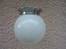 Ancien plafonnier globe opaline blanc 15 cm lampe éclairage suspension