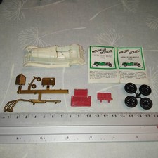 ancienne voiture plastique CLE