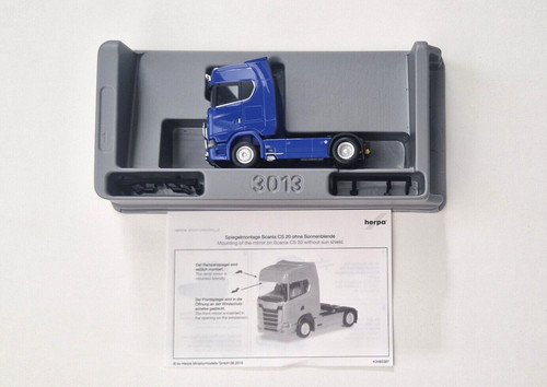 Tracteur routier neutre bleu