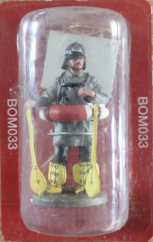 Figurine pompier allemand avec - pompier,