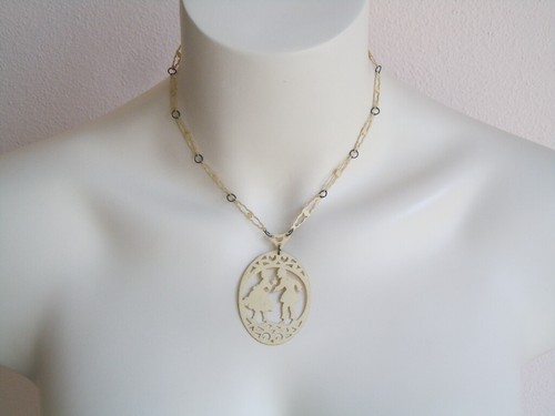 Collier vintage avec pendentif - collier,