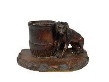 TRAVAIL D'ART POPULAIRE VIDE POCHE ANCIEN EN BOIS SCULPTÉ CHIEN DE CHASSE XIXème