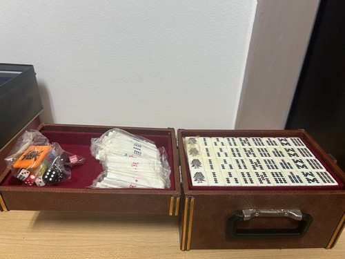 King bird mahjong tile - tile, set