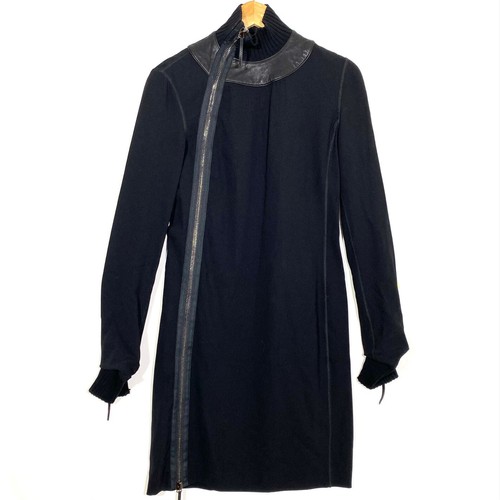 Robe minimaliste gothique - minimaliste,