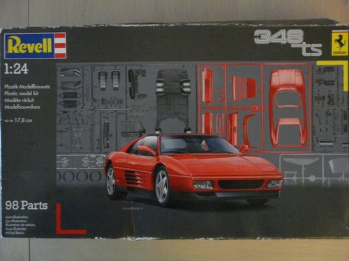 Maquette voiture revell - 1/24,