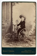 PHOTO CABINET Jones & James Southend on Sea, un tricycle vélo ancien TRIKE