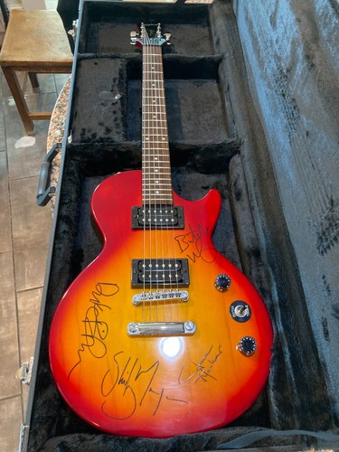 Garbage signed epiphone - signed,