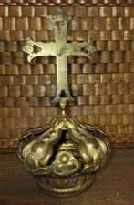 Couronne Ancienne En Laiton